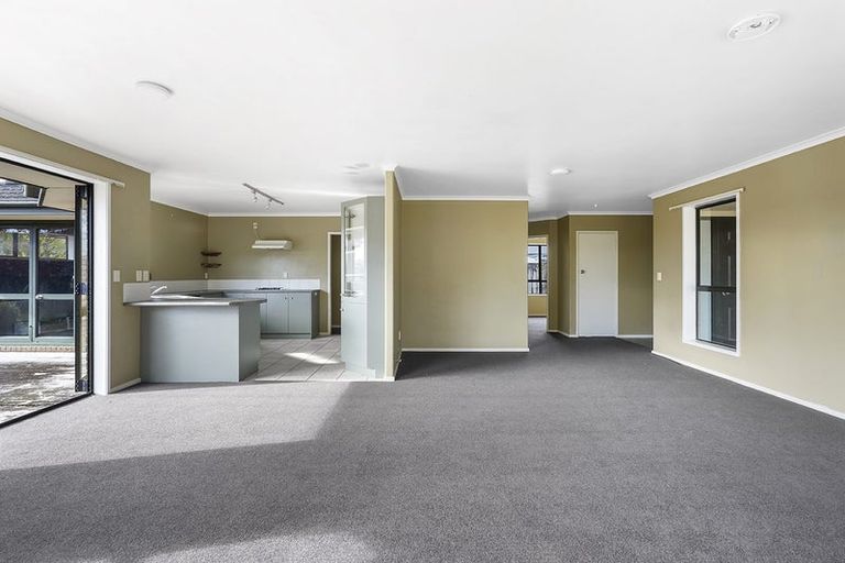 Photo of property in 36 Cranbrook Place, Rototuna North, Hamilton, 3210