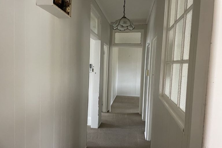 Photo of property in 56 Old Wairoa Road, Papakura, 2110