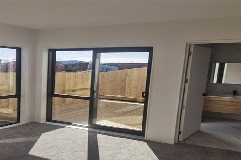 Photo of property in 76 Biokovo Street, Massey, Auckland, 0614