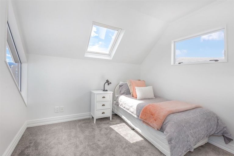 Photo of property in 26 Portage Place, Whitby, Porirua, 5024