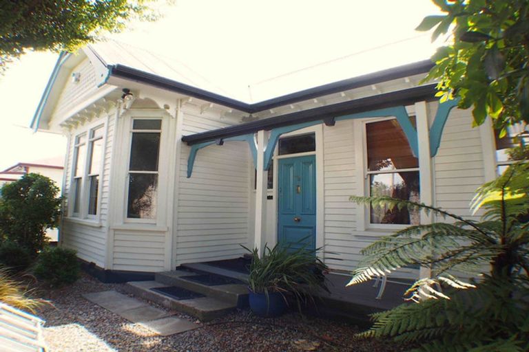 Photo of property in 73 Coronation Street, Spreydon, Christchurch, 8024