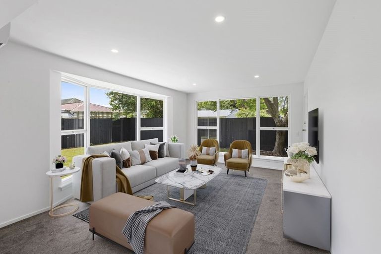 Photo of property in 2/225 Greers Road, Bryndwr, Christchurch, 8053