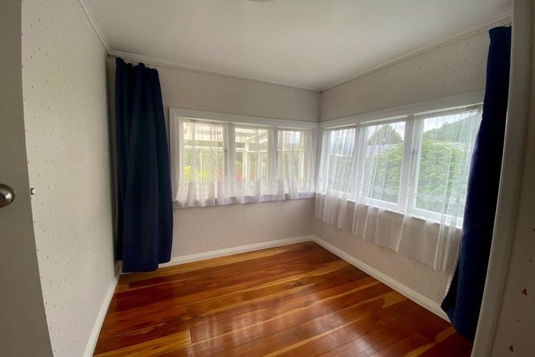 Photo of property in 7 Canterbury Street, Picton, 7220