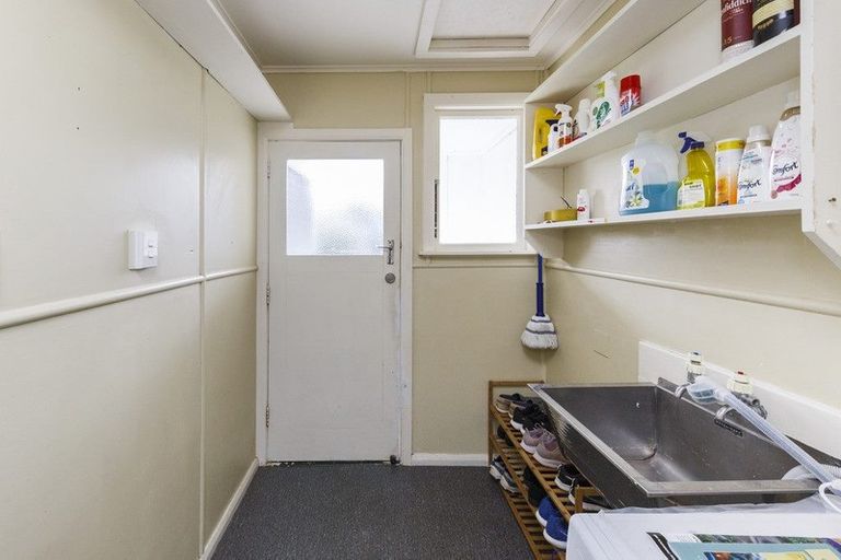 Photo of property in 34 Galway Avenue, Hokowhitu, Palmerston North, 4410