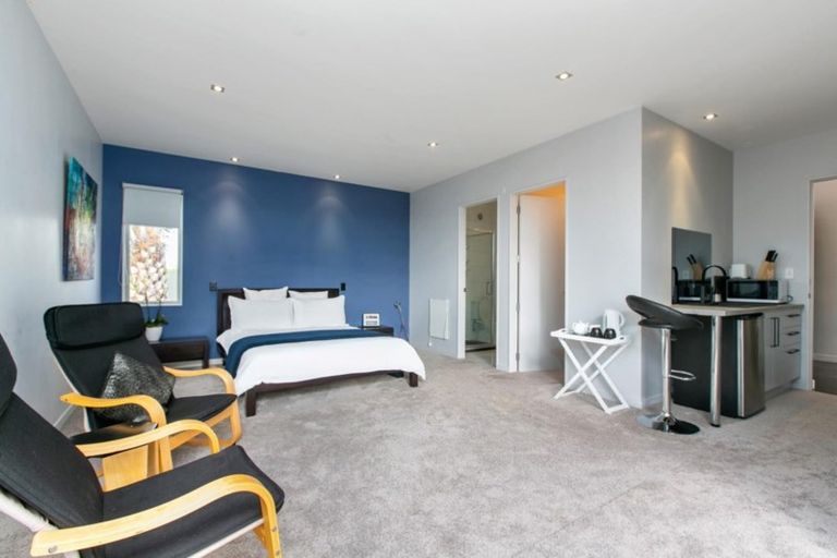 Photo of property in 51 Motiti Road, Papamoa Beach, Papamoa, 3118