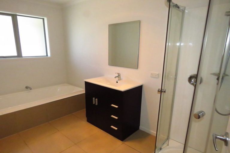 Photo of property in 28 Fonblanque Street, Westport, 7825