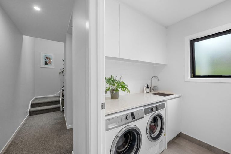 Photo of property in 25 Mayfair Crescent, Mairangi Bay, Auckland, 0630