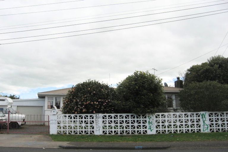 Photo of property in 67 Valentine Street, Papakura, 2110
