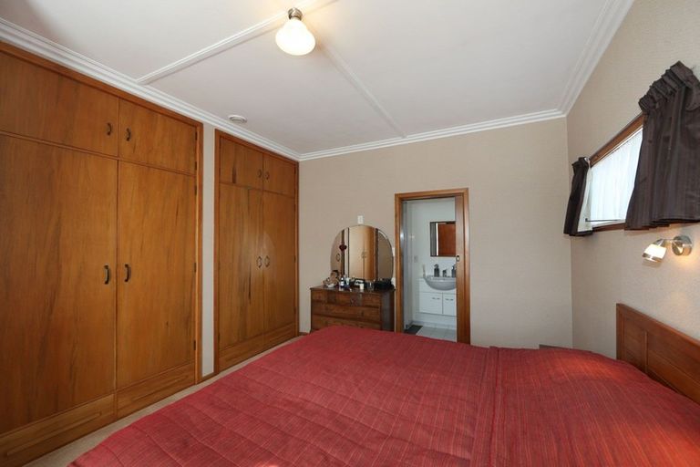 Photo of property in 213 Mcleod Street, Camberley, Hastings, 4120