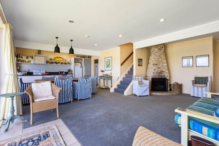 Photo of property in 21 Te Kapua Street, Oakura, Hikurangi, 0184