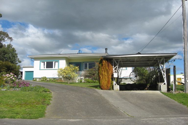 Photo of property in 81 Abbotsford Road, Waipawa, 4210