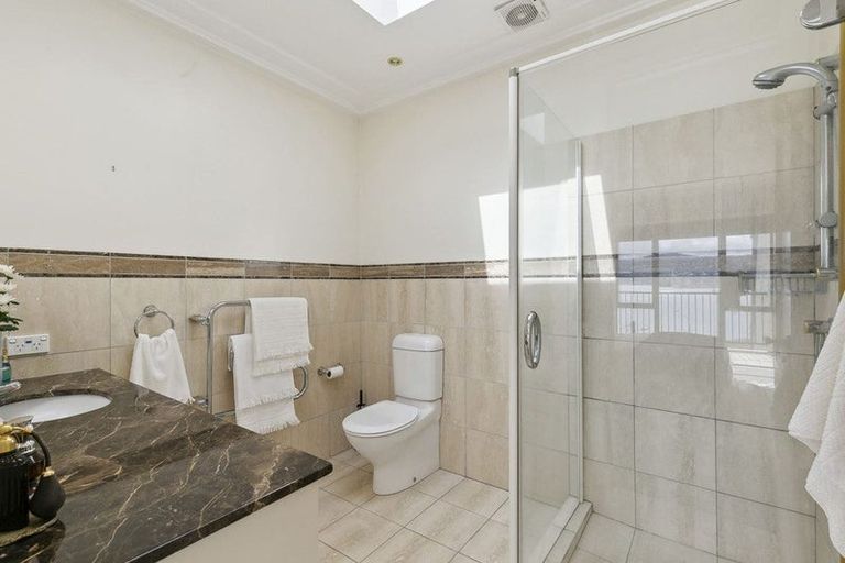 Photo of property in 15/22 Oriental Terrace, Oriental Bay, Wellington, 6011