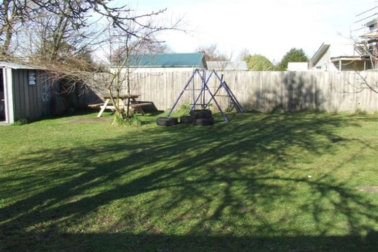 Photo of property in 30 Bateman Avenue, Bryndwr, Christchurch, 8053