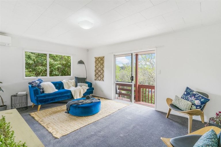 Photo of property in 17 Lynn Road, Bayview, Auckland, 0629