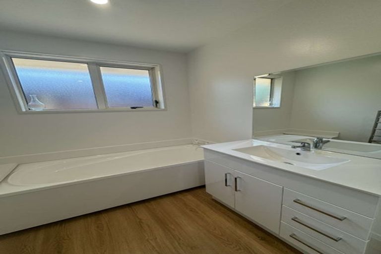 Photo of property in 1/1 Apollo Place, Papanui, Christchurch, 8052