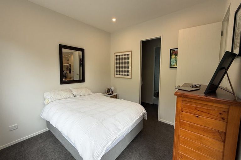 Photo of property in 6 Whenuateitei Crescent, Stanmore Bay, Whangaparaoa, 0932