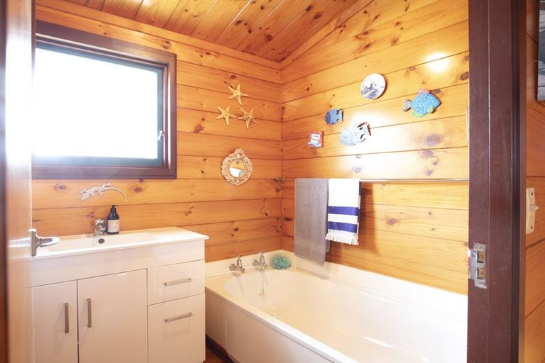 Photo of property in 2a Marine Parade, Otaki Beach, Otaki, 5512