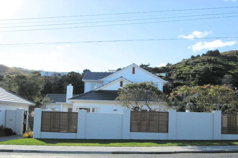 Photo of property in 52 Friend Street, Karori, Wellington, 6012
