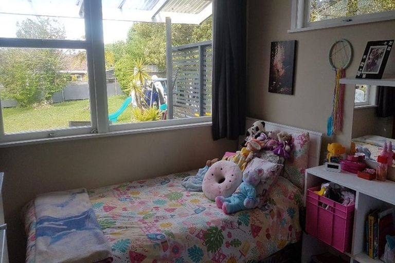 Photo of property in 44a Woodglen Road, Glen Eden, Auckland, 0602