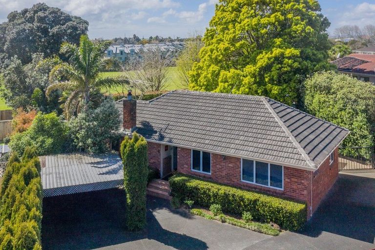 Photo of property in 13 Omana Road, Papatoetoe, Auckland, 2025