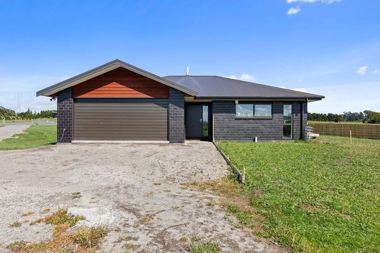 Photo of property in 592 Mangorei Road, Mangorei, New Plymouth, 4371
