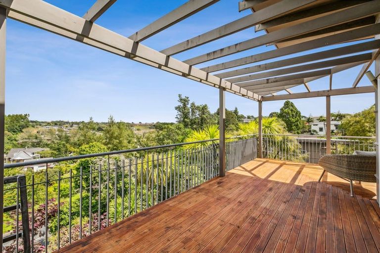 Photo of property in 117 Poplar Grove, Whalers Gate, New Plymouth, 4310