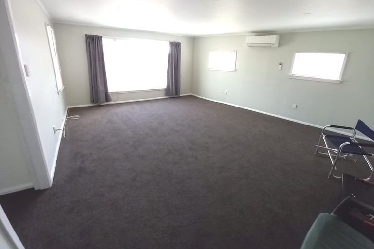 Photo of property in 23 Kimber Street, Halcombe, 4779