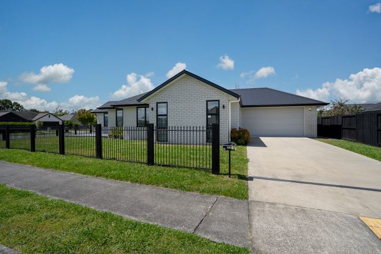 Photo of property in 22 Carnation Court, Cambridge, 3434