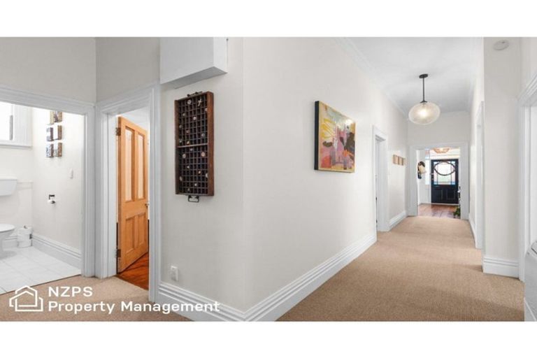 Photo of property in 24 Albert Street, Saint Clair, Dunedin, 9012