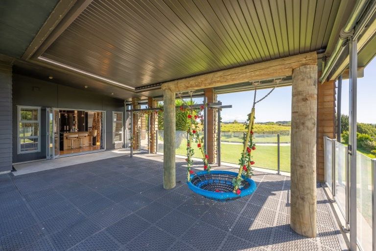 Photo of property in 191 Harakeke Road, Te Horo, Otaki, 5581