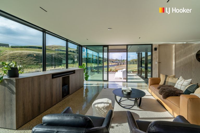 Photo of property in 743 Brighton Road, Ocean View, Dunedin, 9035