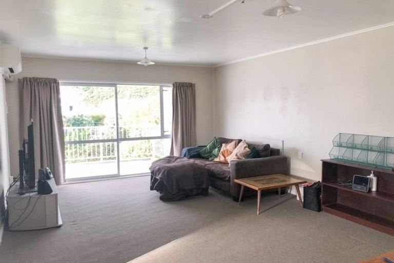 Photo of property in 95 Farmer Crescent, Taita, Lower Hutt, 5011