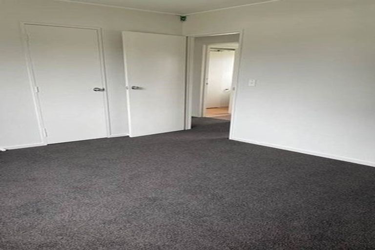 Photo of property in 1/100 Shifnal Drive, Randwick Park, Auckland, 2105