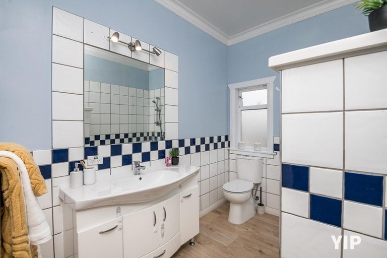 Photo of property in 21 Handyside Street, Tawa, Wellington, 5028