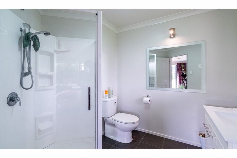 Photo of property in 180 Helena Road, Makarewa, Invercargill, 9876