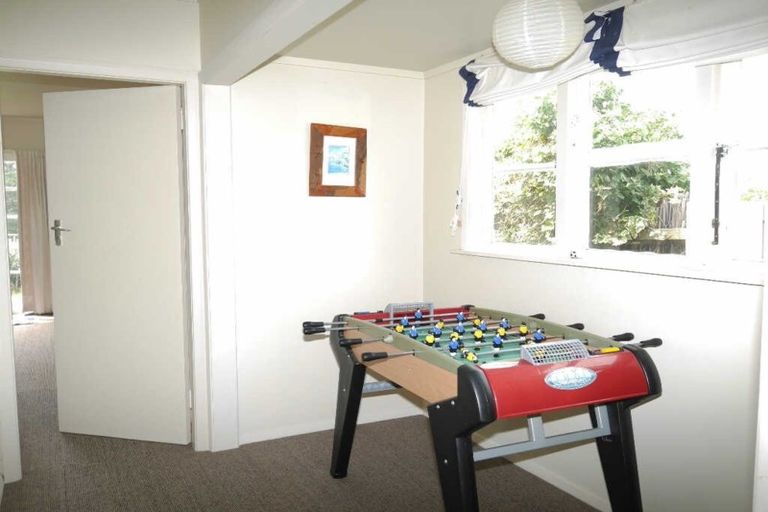 Photo of property in 18 Forest Lane, Raumati South, Paraparaumu, 5032