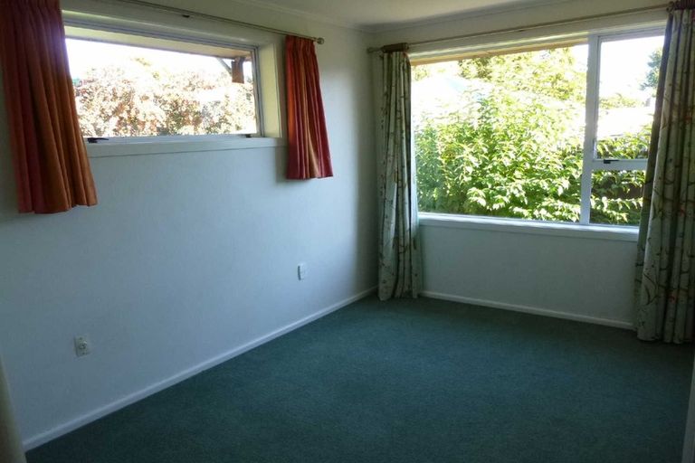 Photo of property in 46 Grahams Road, Ilam, Christchurch, 8041