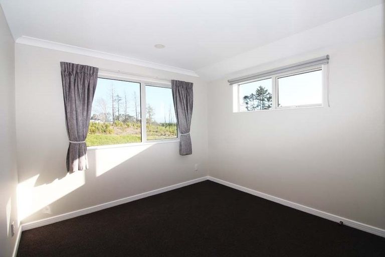 Photo of property in 80 Jeroboam Loop, Kumeu, 0810