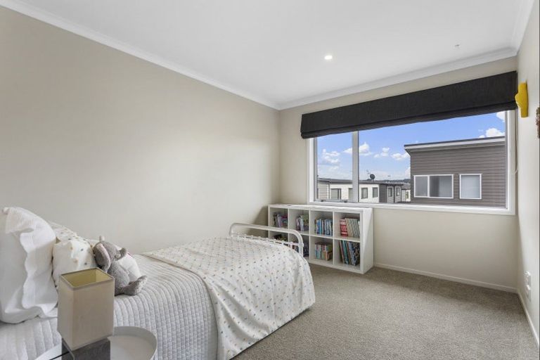 Photo of property in 221 Wainui Road, Silverdale, 0932