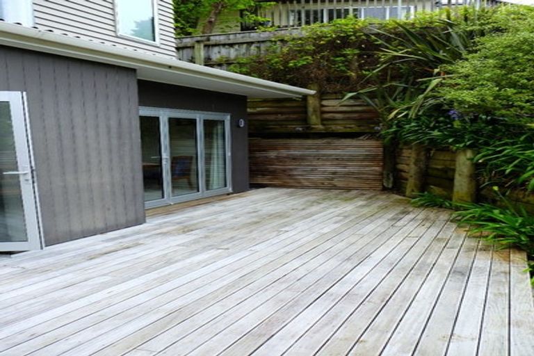 Photo of property in 50 Postgate Drive, Whitby, Porirua, 5024