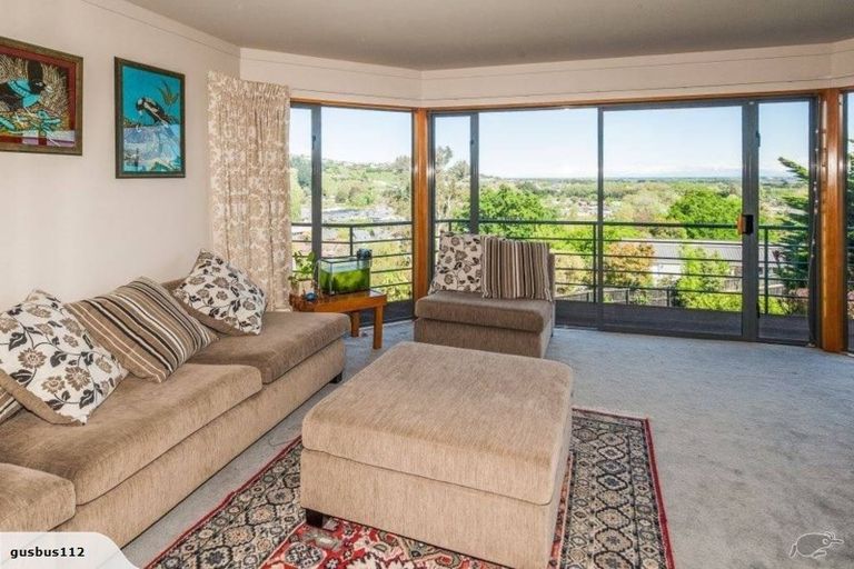 Photo of property in 12 Lucknow Place, Cashmere, Christchurch, 8022