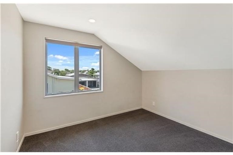 Photo of property in 2 Tancred Street, Linwood, Christchurch, 8011