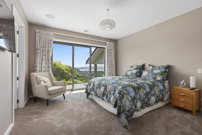 Photo of property in 115 Endeavour Drive, Whitby, Porirua, 5024