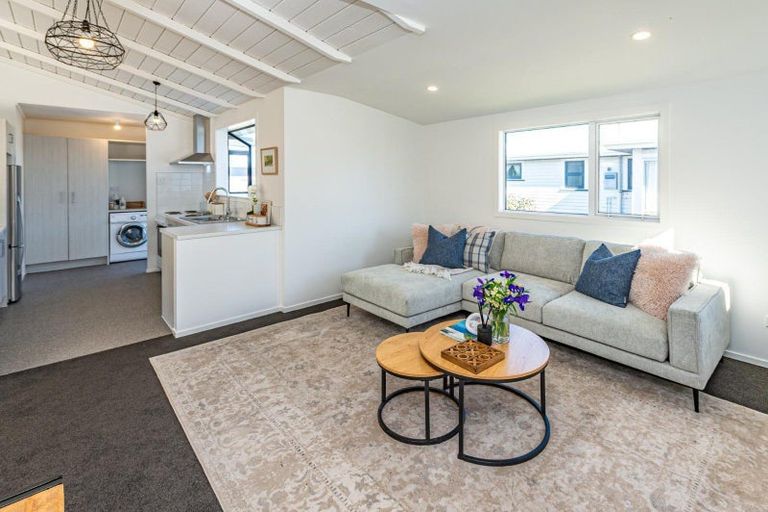 Photo of property in 4 Kupe Place, Castlecliff, Whanganui, 4501