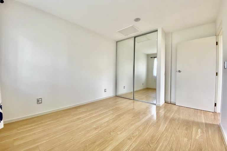 Photo of property in 1/97 View Road, Henderson, Auckland, 0612