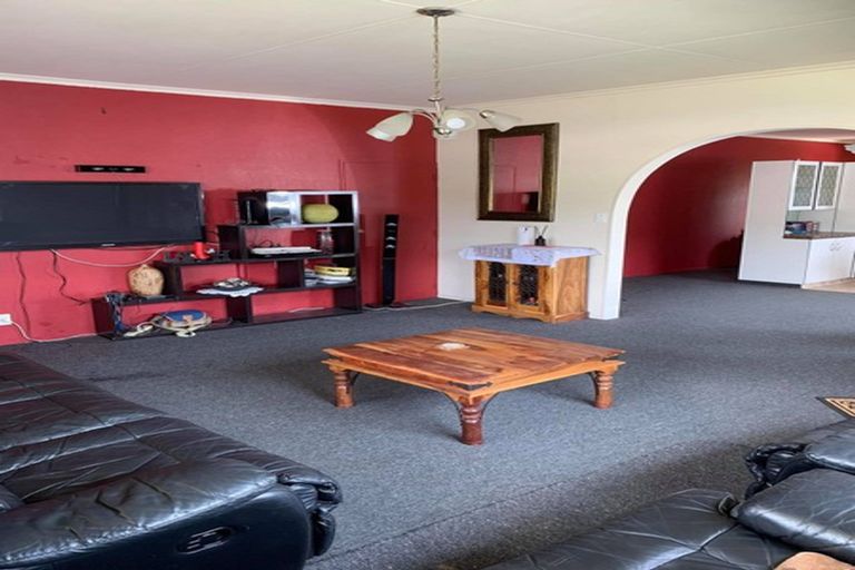 Photo of property in 9 Shamrock Street, Takaro, Palmerston North, 4412