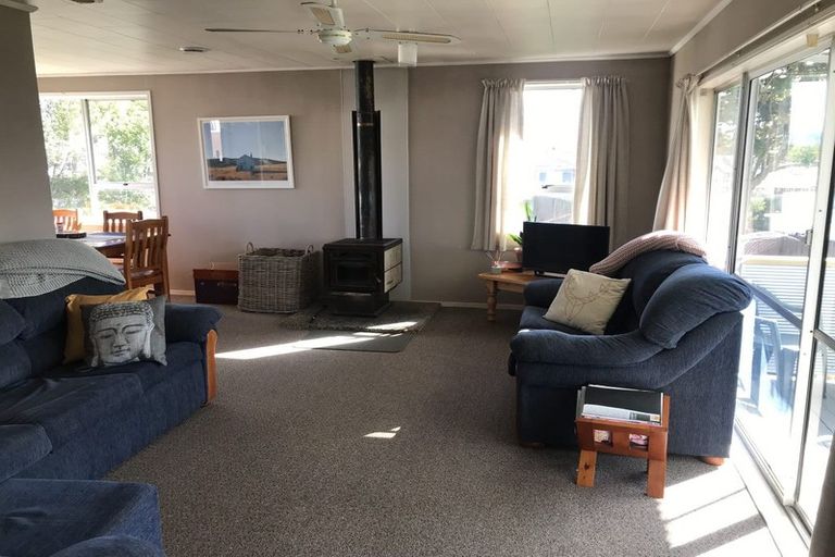 Photo of property in 64 Grace Crescent, Richmond Heights, Taupo, 3330