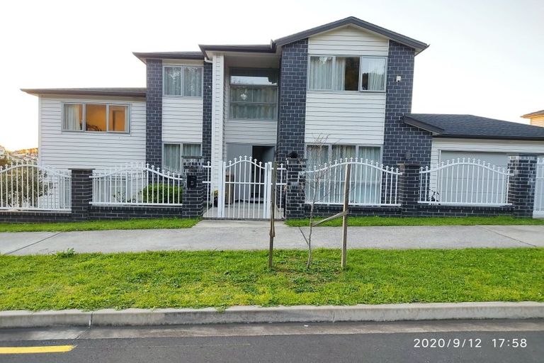 Photo of property in 27 Casheltown Way, Flat Bush, Auckland, 2019