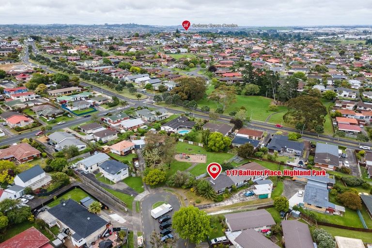 Photo of property in 1/17 Ballater Place, Highland Park, Auckland, 2010