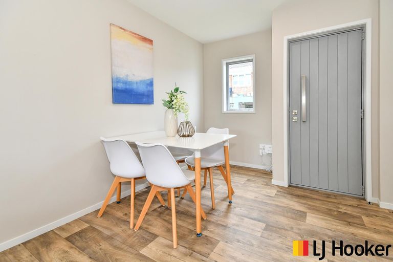 Photo of property in 8/70 Clevedon Road, Papakura, 2110